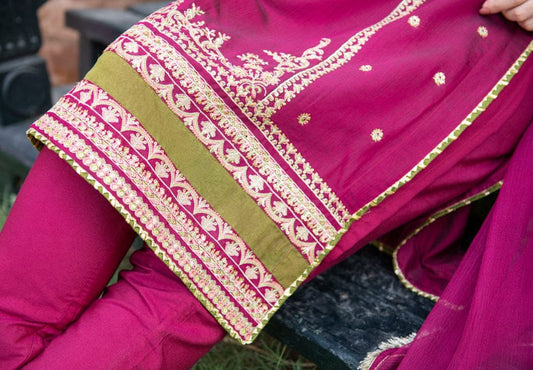 OMAL BY KOMAL SUMMER LAWN COLLECTION 2026